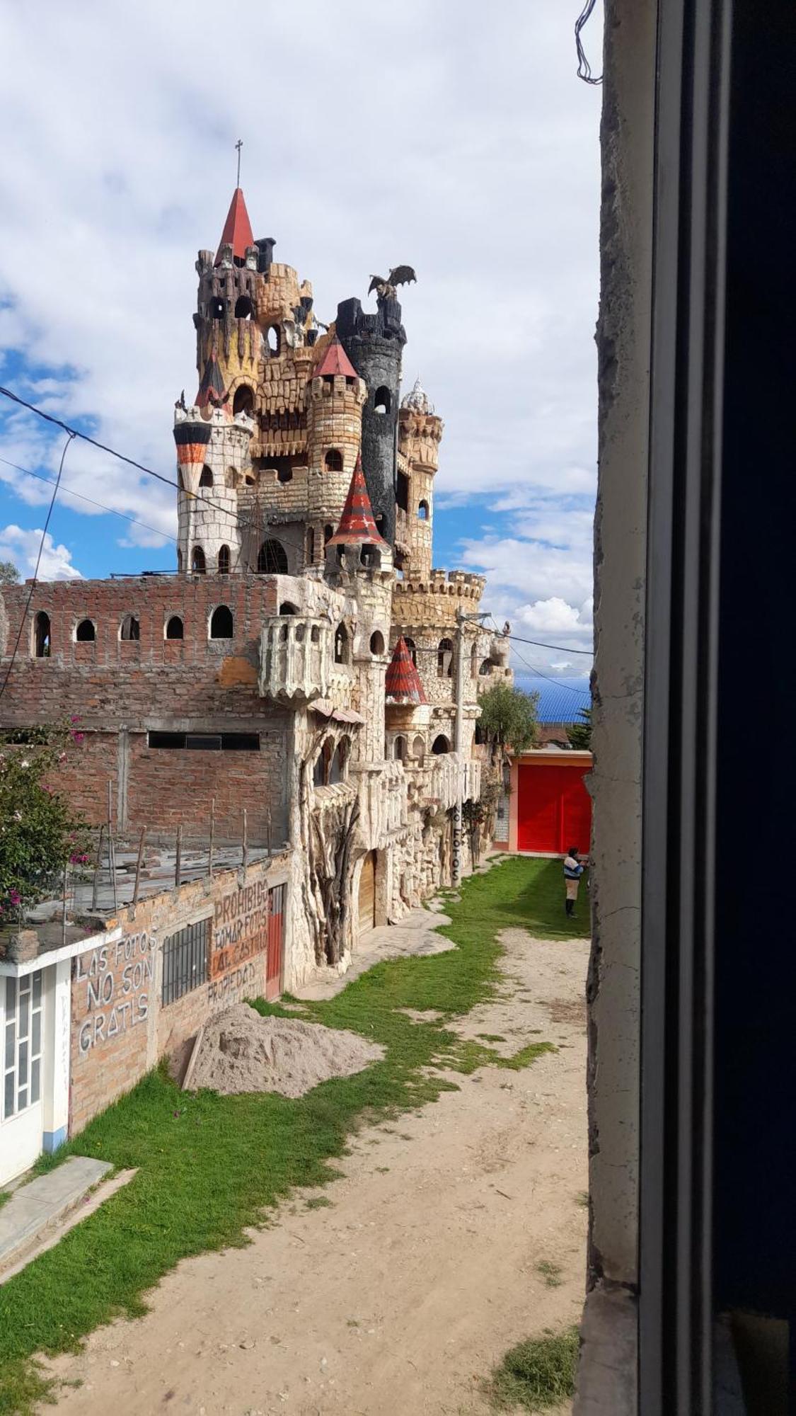 A Lado Del Castillo El Temple Lägenhet Huancayo Exteriör bild